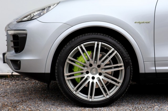 PORSCHE CAYENNE 3.0 S E-Hybrid Platnium Edition - 416 pk **Pano / Lucht / BOSE, Autobedrijf Ploemen Meerssen BV, Meerssen