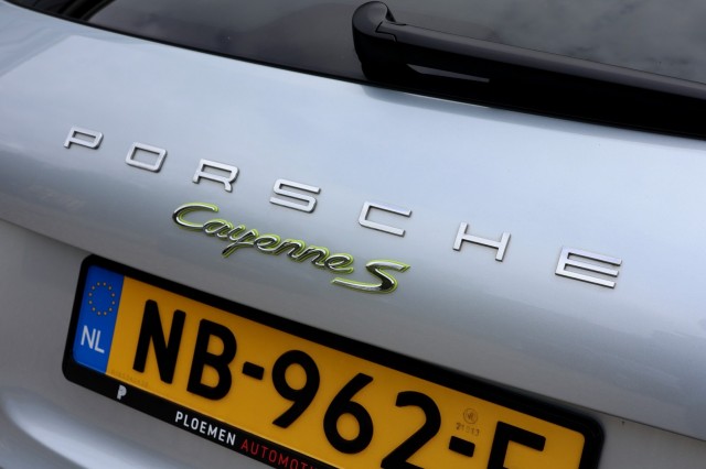 PORSCHE CAYENNE 3.0 S E-Hybrid Platnium Edition - 416 pk **Pano / Lucht / BOSE, Autobedrijf Ploemen Meerssen BV, Meerssen