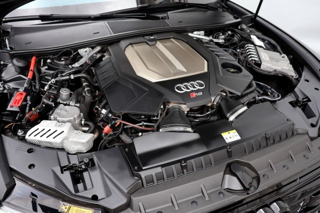 AUDI RS6 Avant 4.0 TFSI Quattro - 600 pk **Dynamic Plus / Keramisch / B&O, Autobedrijf Ploemen Meerssen BV, Meerssen