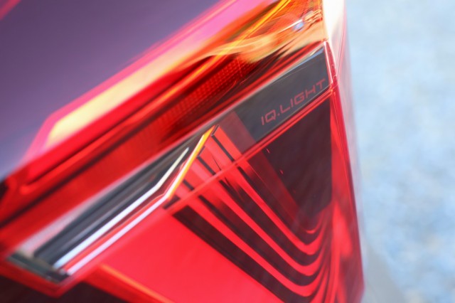 VOLKSWAGEN POLO 1.0 TSI R-LINE / DSG / Carplay /, Autobedrijf Ploemen Meerssen BV, Meerssen