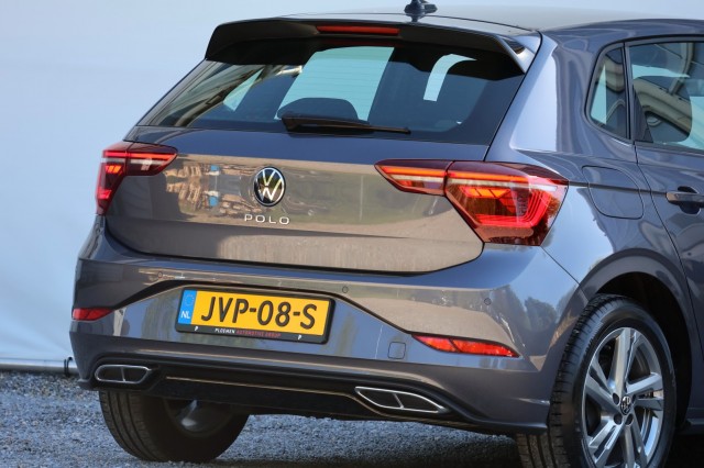 VOLKSWAGEN POLO 1.0 TSI R-LINE / DSG / Carplay /, Autobedrijf Ploemen Meerssen BV, Meerssen