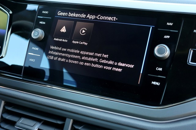 VOLKSWAGEN POLO 1.0 TSI R-LINE / DSG / Carplay /, Autobedrijf Ploemen Meerssen BV, Meerssen