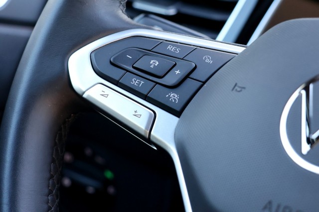 VOLKSWAGEN POLO 1.0 TSI R-LINE / DSG / Carplay /, Autobedrijf Ploemen Meerssen BV, Meerssen