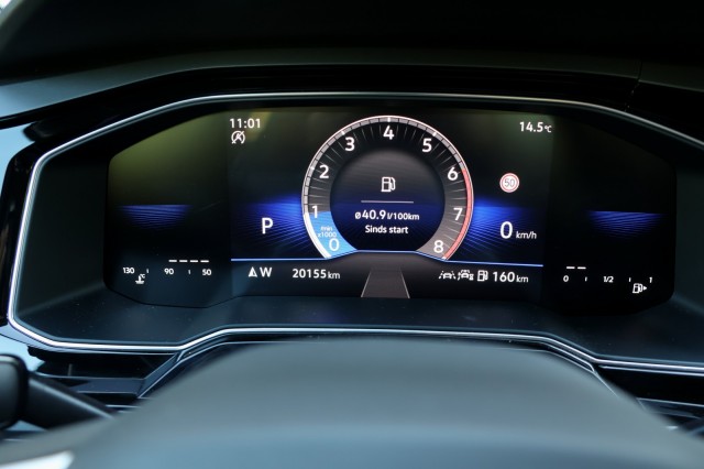 VOLKSWAGEN POLO 1.0 TSI R-LINE / DSG / Carplay /, Autobedrijf Ploemen Meerssen BV, Meerssen