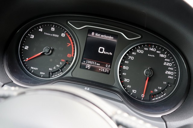 AUDI A3 Sportback 1.5 TFSI Sport S-Line Edition - 150 pk, Autobedrijf Ploemen Meerssen BV, Meerssen