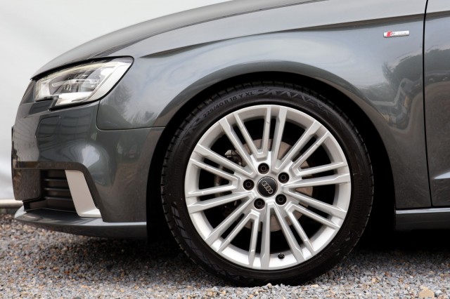 AUDI A3 Sportback 1.5 TFSI Sport S-Line Edition - 150 pk, Autobedrijf Ploemen Meerssen BV, Meerssen