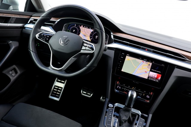 VOLKSWAGEN ARTEON 1.4 TSI eHybrid / Shooting Brake / Elegance / Ergro zetels / , Autobedrijf Ploemen Meerssen BV, Meerssen