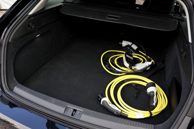 VOLKSWAGEN ARTEON 1.4 TSI eHybrid / Shooting Brake / Elegance / Ergro zetels / , Autobedrijf Ploemen Meerssen BV, Meerssen