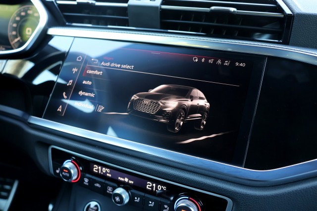 AUDI Q3 SPORTBACK 45 TFSIe S-Line - 245 pk **Trekhaak / Camera / El stoelen, Autobedrijf Ploemen Meerssen BV, Meerssen