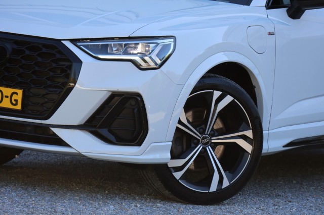 AUDI Q3 SPORTBACK 45 TFSIe S-Line - 245 pk **Trekhaak / Camera / El stoelen, Autobedrijf Ploemen Meerssen BV, Meerssen