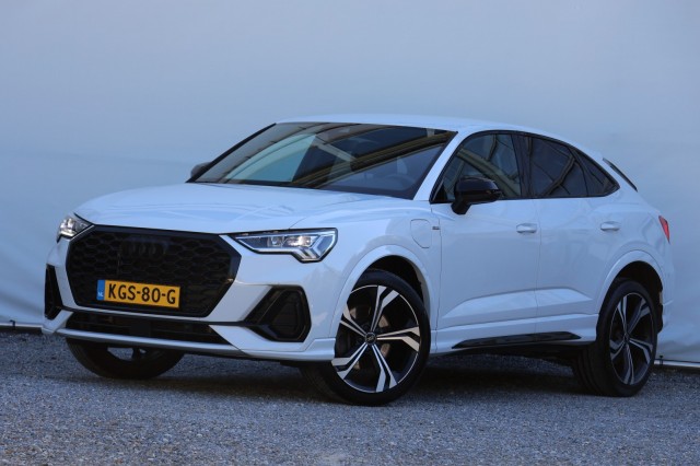 AUDI Q3 SPORTBACK 45 TFSIe S-Line - 245 pk **Trekhaak / Camera / El stoelen, Autobedrijf Ploemen Meerssen BV, Meerssen
