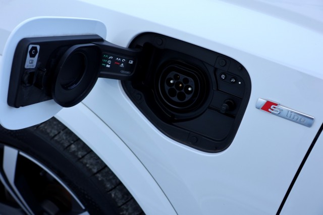 AUDI Q3 SPORTBACK 45 TFSIe S-Line - 245 pk **Trekhaak / Camera / El stoelen, Autobedrijf Ploemen Meerssen BV, Meerssen