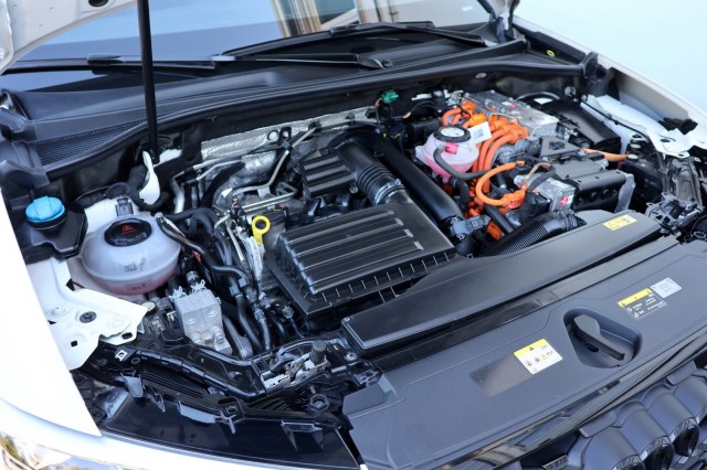 AUDI Q3 SPORTBACK 45 TFSIe S-Line - 245 pk **Trekhaak / Camera / El stoelen, Autobedrijf Ploemen Meerssen BV, Meerssen