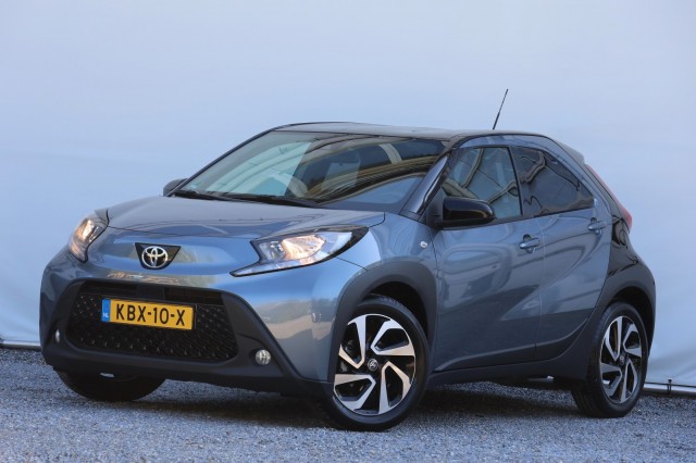 TOYOTA AYGO X 1.0 VVT-i MT Pulse - 72 pk **Bi-tone / Camera / Carplay , Autobedrijf Ploemen Meerssen BV, Meerssen