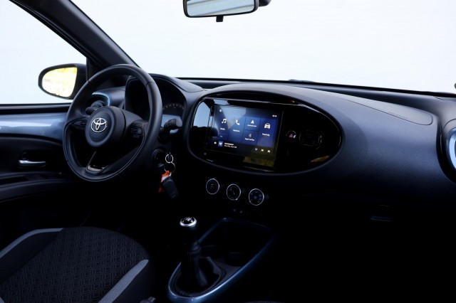 TOYOTA AYGO X 1.0 VVT-i MT Pulse - 72 pk **Bi-tone / Camera / Carplay , Autobedrijf Ploemen Meerssen BV, Meerssen