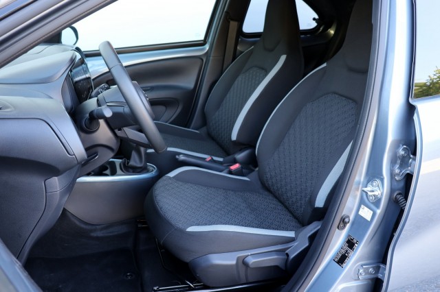 TOYOTA AYGO X 1.0 VVT-i MT Pulse - 72 pk **Bi-tone / Camera / Carplay , Autobedrijf Ploemen Meerssen BV, Meerssen