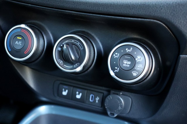 TOYOTA AYGO X 1.0 VVT-i MT Pulse - 72 pk **Bi-tone / Camera / Carplay , Autobedrijf Ploemen Meerssen BV, Meerssen