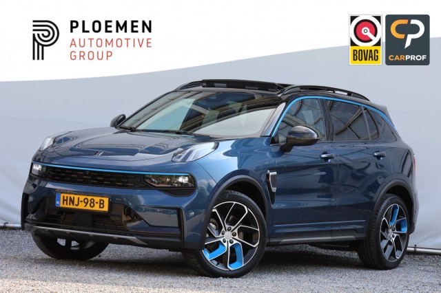 LYNK EN CO 01 - 1.5 Plug-in Hybrid - 261 pk **Donkere hemel / Pano / 360 camera