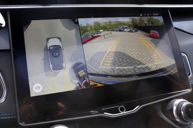 LYNK EN CO 01 1.5 Plug-in Hybrid - 261 pk **Donkere hemel / Pano / 360 camera, Autobedrijf Ploemen Meerssen BV, Meerssen