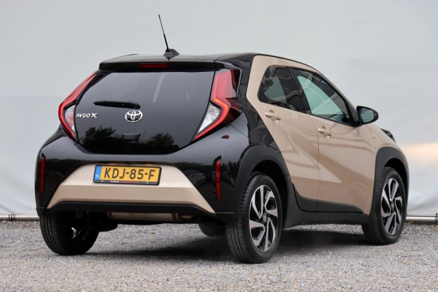 TOYOTA AYGO X 1.0 VVT-I MT PULSE, Autobedrijf Ploemen Meerssen BV, Meerssen