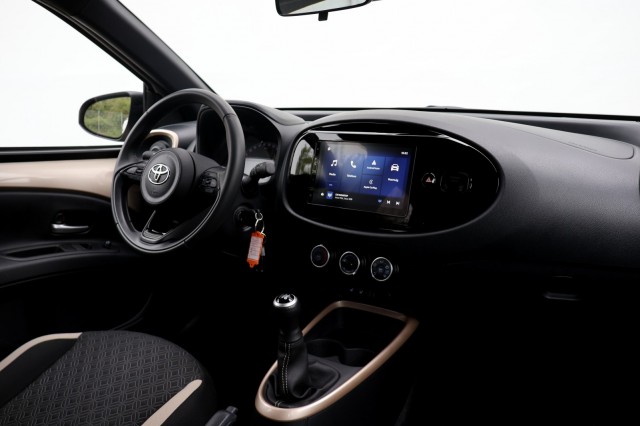 TOYOTA AYGO X 1.0 VVT-I MT PULSE, Autobedrijf Ploemen Meerssen BV, Meerssen