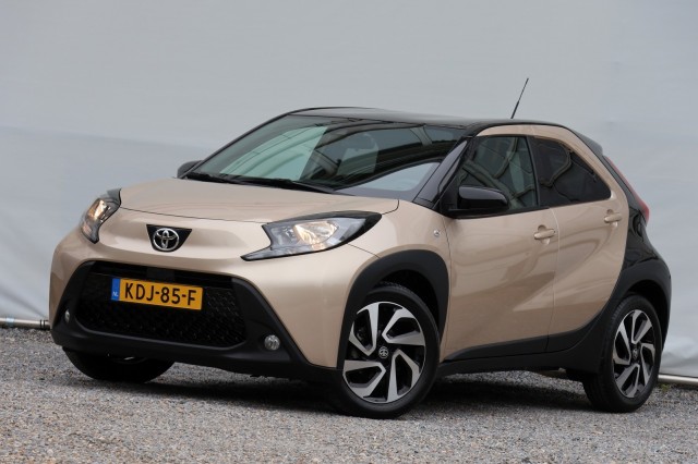 TOYOTA AYGO X 1.0 VVT-I MT PULSE, Autobedrijf Ploemen Meerssen BV, Meerssen