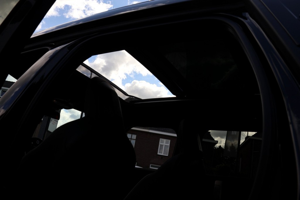 MINI, COUNTRYMAN