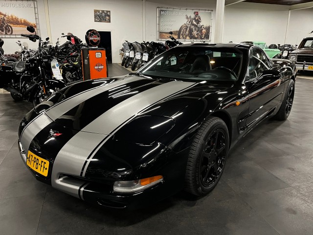 CHEVROLET CORVETTE 5.7 COUPE 50TH ANNIVERSARY TARGA AUTOMAAT *YOUNGTIMER*, Auto Schloesser B.V., Hoensbroek