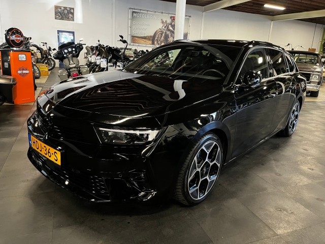 OPEL ASTRA 1.2 SPORTS TOURER TURBO ULTIMATE AUTOMAAT *FULL OPTIONS*, Auto Schloesser B.V., Hoensbroek