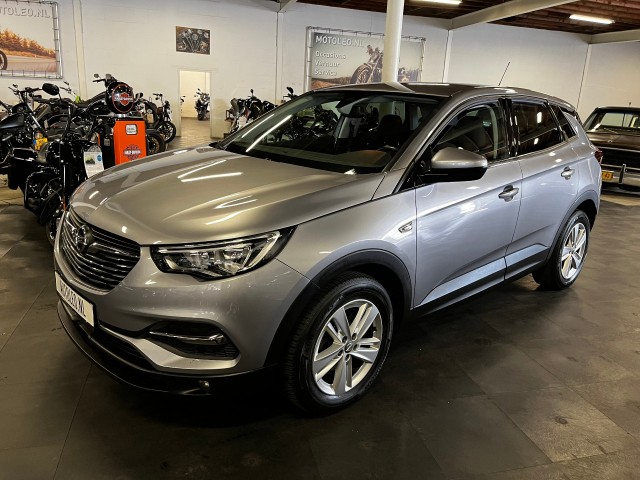 OPEL GRANDLAND X 1.2 TURBO BUSINESS EXECUTIVE , Auto Schloesser B.V., Hoensbroek