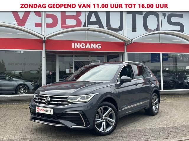 VOLKSWAGEN TIGUAN 1.4 E-HYBRID AUT. 245PK PHEV R-LINE LED NAVI PANO-DAK TREKHAAK C, VSB Auto's, WAALWIJK