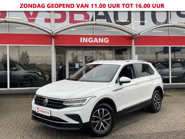 VOLKSWAGEN TIGUAN 1.5 TSI ACT. 150PK AUT. FACELIFT LED NAVI CAMERA AIRCO LMV PDC , VSB Auto's, WAALWIJK