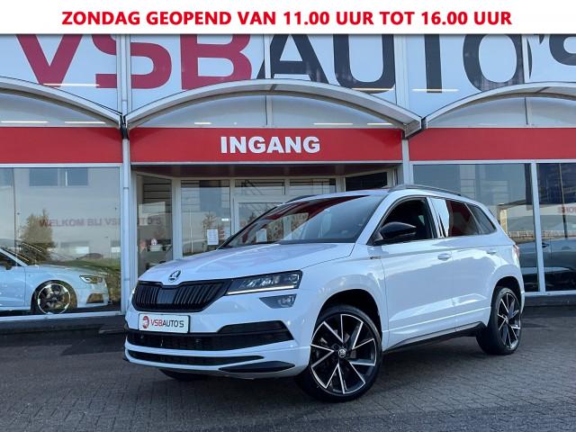 SKODA KAROQ 1.5 TSI ACT. 150PK AUT. SPORTLINE NAVI PANO-DAK TREKHAAK CAMERA , VSB Auto's, WAALWIJK