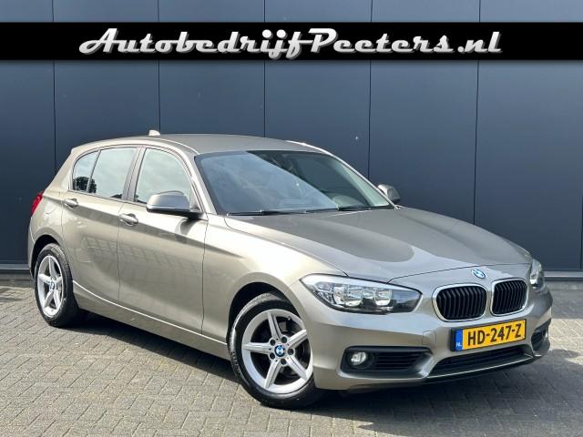 BMW 1-SERIE 118i Facelift Aut. 2e eigenaar Navi Cruise PDC NL-auto, Autobedrijf Peeters, Neer