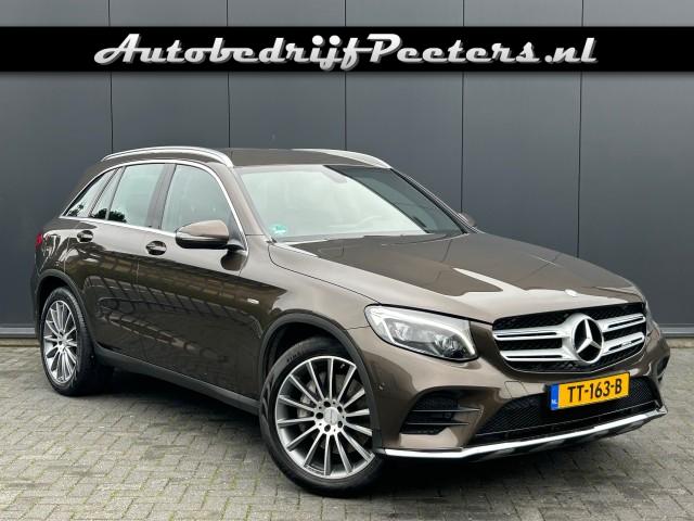 MERCEDES-BENZ GLC-KLASSE GLC 250 AMG Line LED Leder Navi Camera Cruise Trekhaak, Autobedrijf Peeters, Neer