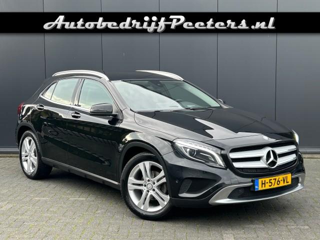 MERCEDES-BENZ GLA-KLASSE GLA 180 Xenon Navigatie PTS Trekhaak, Autobedrijf Peeters, Neer