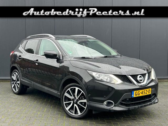 NISSAN QASHQAI 1.2 Tekna P-dak Leder Navi Camera LED Trekhaak, Autobedrijf Peeters, Neer