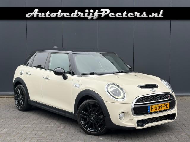 MINI COOPER S 2.0 Aut. 5-Drs LED Navi Leder JCW-stuur, Autobedrijf Peeters, Neer