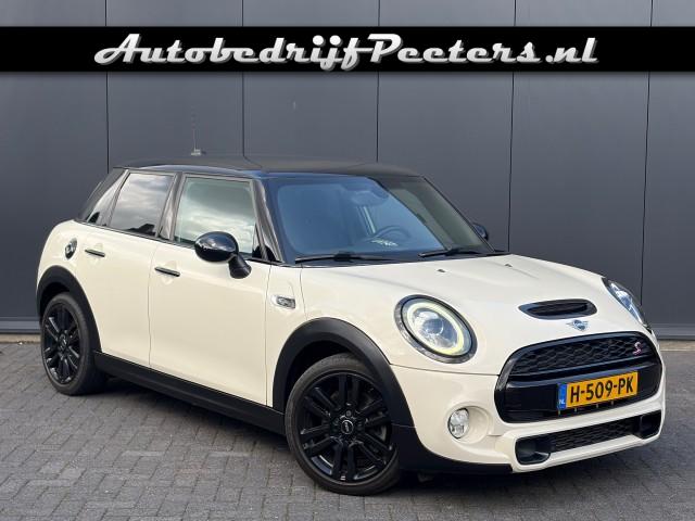 MINI COOPER S 2.0 Aut. 5-Drs LED Navi Leder JCW-stuur, Autobedrijf Peeters, Neer