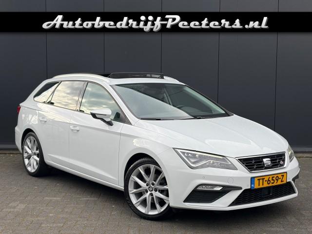 SEAT LEON ST 1.4 TSI FR Intense Pano ACC LED Camera Carplay Android Navi PDC, Autobedrijf Peeters, Neer