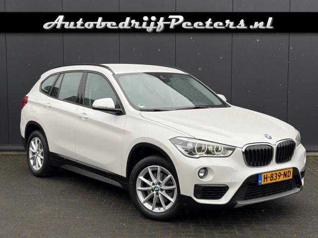BMW X1 sDrive18i Automaat Navigatie LED Cruise PDC Stoelverwarming, Autobedrijf Peeters, Neer