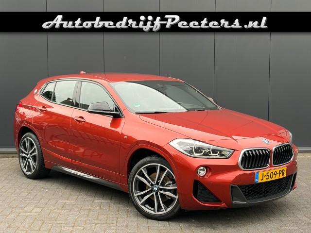 BMW X2 sDrive18i M Sport Shadow LED HUD Navi Cruise E.Klep 19inch, Autobedrijf Peeters, Neer