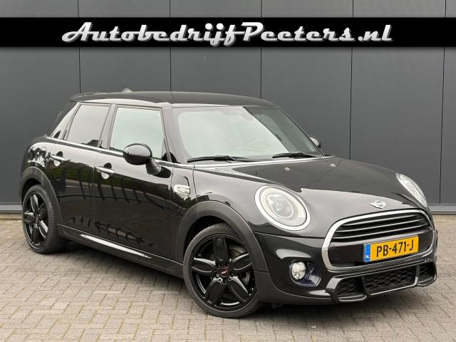 MINI COOPER 1.5 JCW pakket Leder Navi LED PDC Cruise NL-auto, Autobedrijf Peeters, Neer