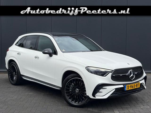 MERCEDES-BENZ GLC-KLASSE GLC 200 AMG Night Pano ACC Camera Digital Light Memory Sfeerlicht e.Trekhaak , Autobedrijf Peeters, Nee
