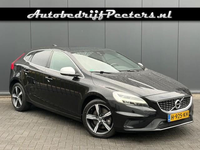 VOLVO V40 1.5 T3 R-Design Pano LED Camera H/K Cruise 4-seizoensbanden NL-auto, Autobedrijf Peeters, Neer