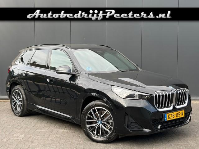 BMW X1 xDrive25e M Sport ACC HUD 360-Camera Leder LED Sfeerlicht BTW, Autobedrijf Peeters, Neer