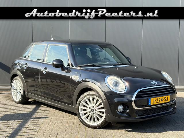 MINI COOPER 1.5 Aut. Cooper LED Sportstoelen Leder Navi Cruise PDC   , Autobedrijf Peeters, Neer