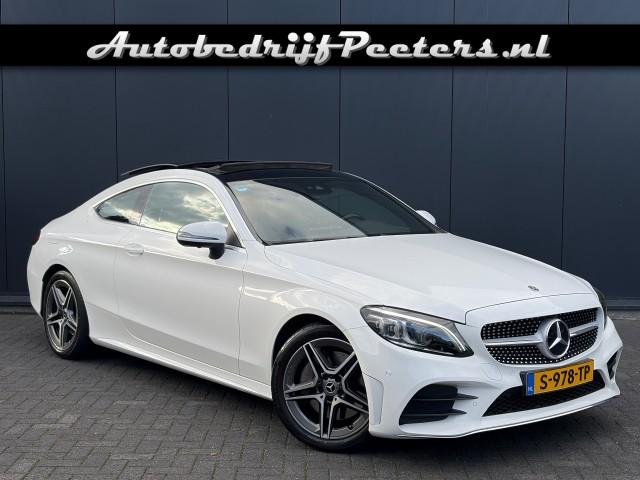 MERCEDES-BENZ C-KLASSE Coupe C 300 AMG Pano Leder Camera Multibeam Sfeerlicht Carplay Trekhaak, Autobedrijf Peeters, Neer