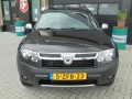 DACIA DUSTER 1.6 i 16V Zwart Airco/Trekhaak/Elek Pakket/ Mooi & Goed, AutoCentrum Twente, Almelo