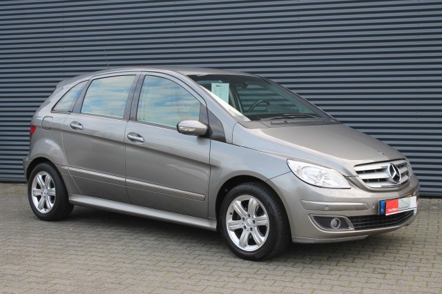 MERCEDES-BENZ 200 B-Klasse B200 NAVIGATIE-TREKHAAK, Paul Wijlens Automobielen, Haaksbergen